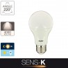 Ampoule LED A60, culot E27, 11W cons. (60W eq.), lumière blanc neutre, détecteur crépusculaire